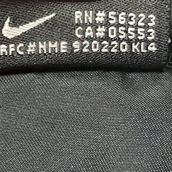 Nike Golf Black Wind Resistant Pullover Layering Blue Ridge C.C. PA Vest- Large - Picture 12 of 13